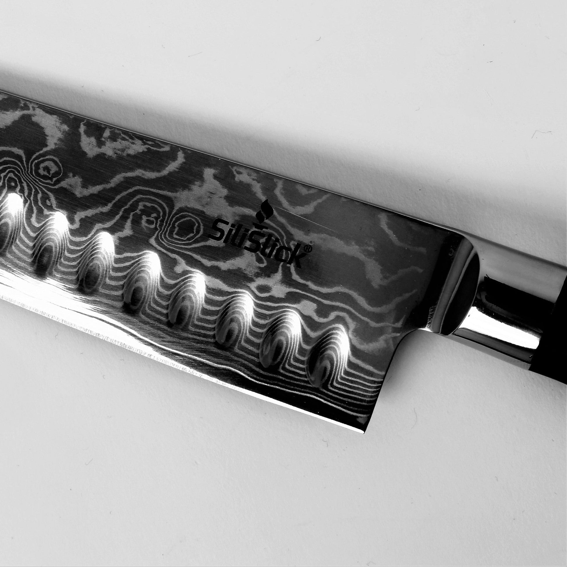 Damascus Stainless Steel Knife - Santoku Wave Design - Eva Essentials