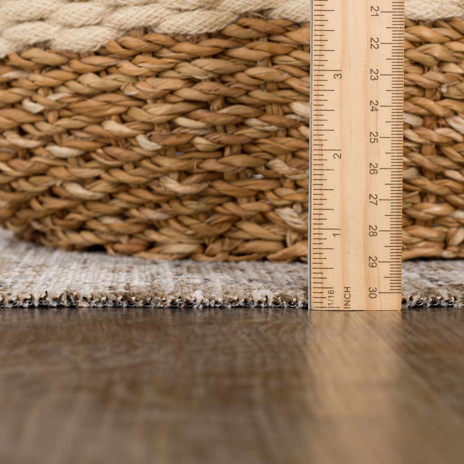 Aistys Washable Area Rug - Eva Essentials