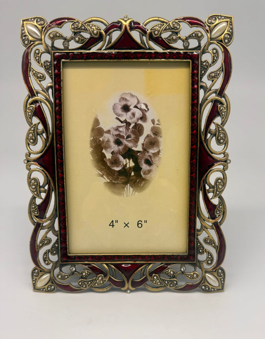 Classic Pewter Pictured frame with Crystals & Pearles 4 x 6 - Eva Essentials