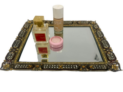mirrored vanity frame will make you smile each morning when you put your make up on