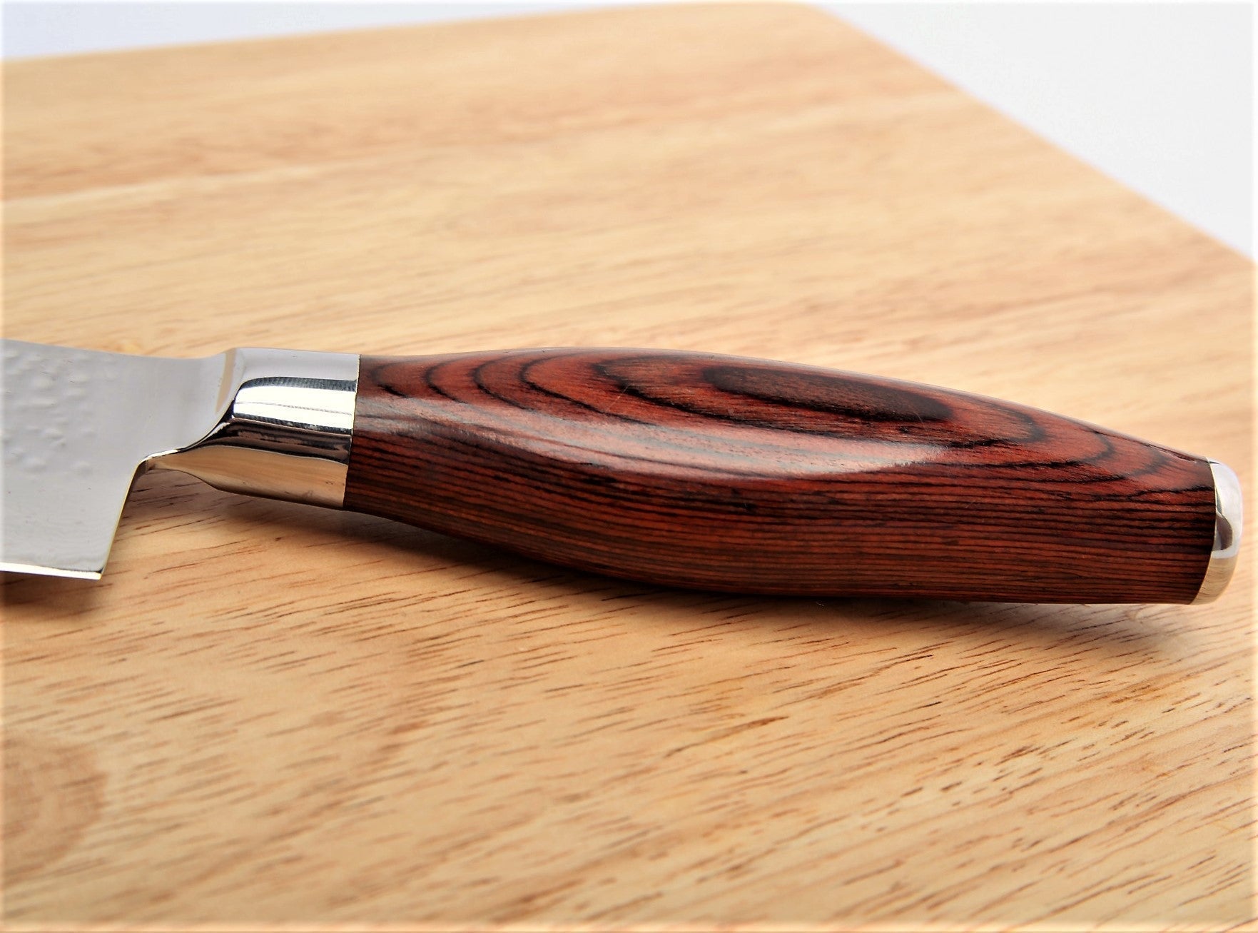 Damascus Stainless Steel Knife - Chef Hammered Design - Eva Essentials