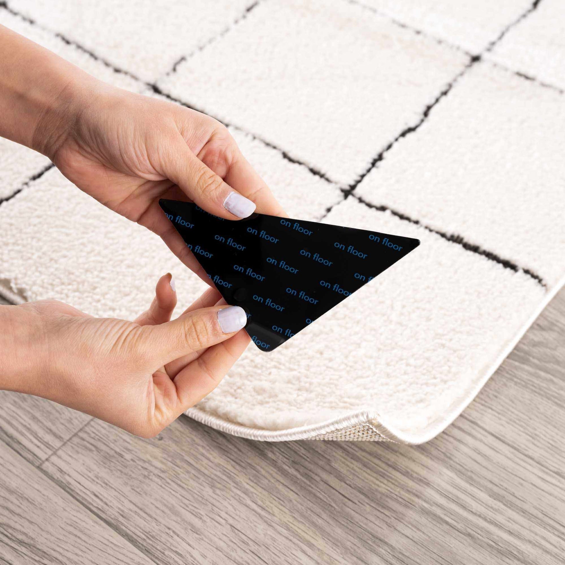 Thin Anti - Slip Rug Corner Pad - Eva Essentials
