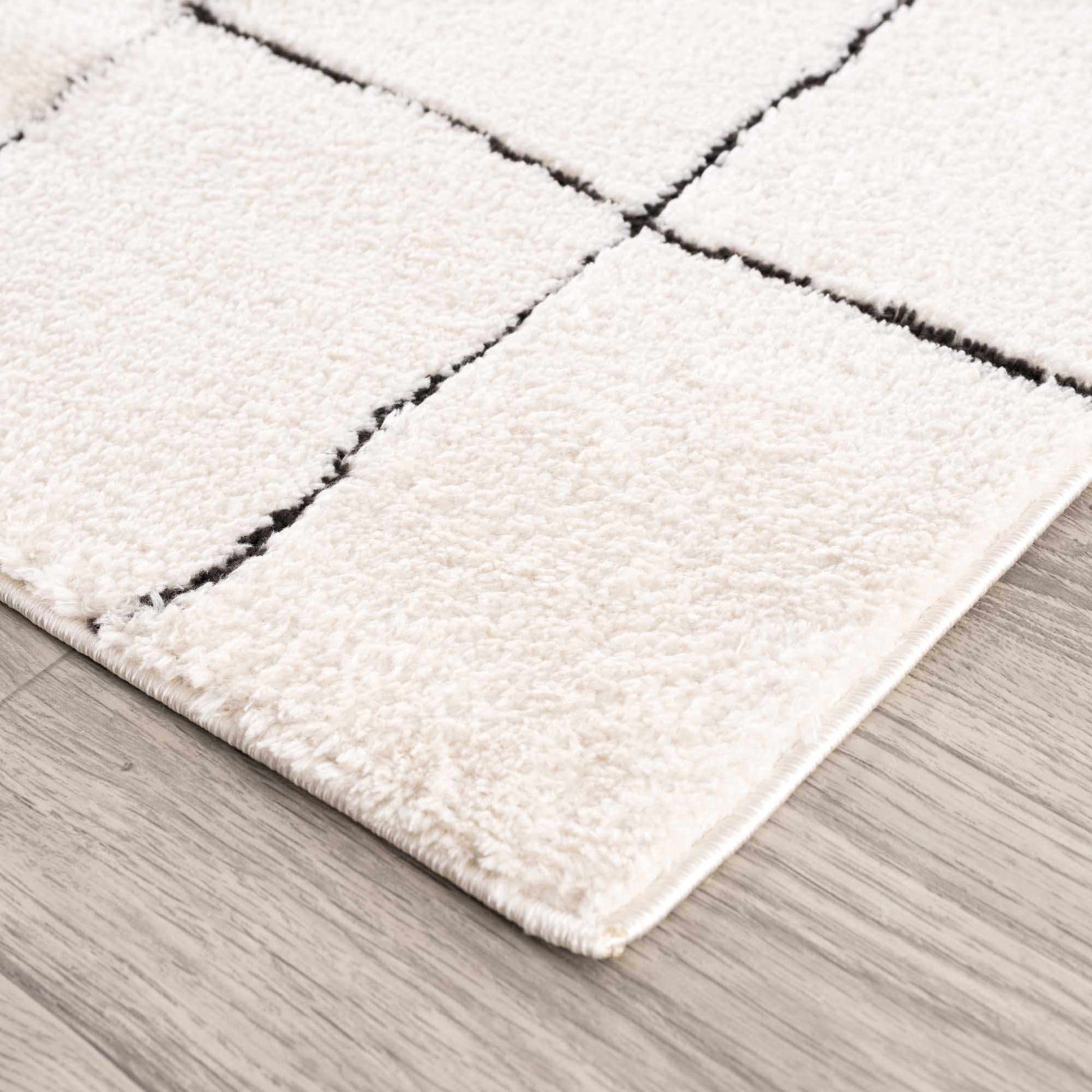 Thin Anti - Slip Rug Corner Pad - Eva Essentials